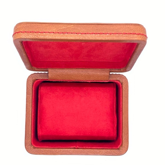 Fossil Tan Leather Box - Picture 6 of 12